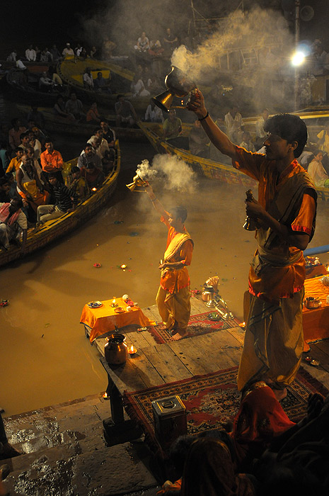 Varanasi, Ganga Aarti (Indie, lato 2008, część druga)